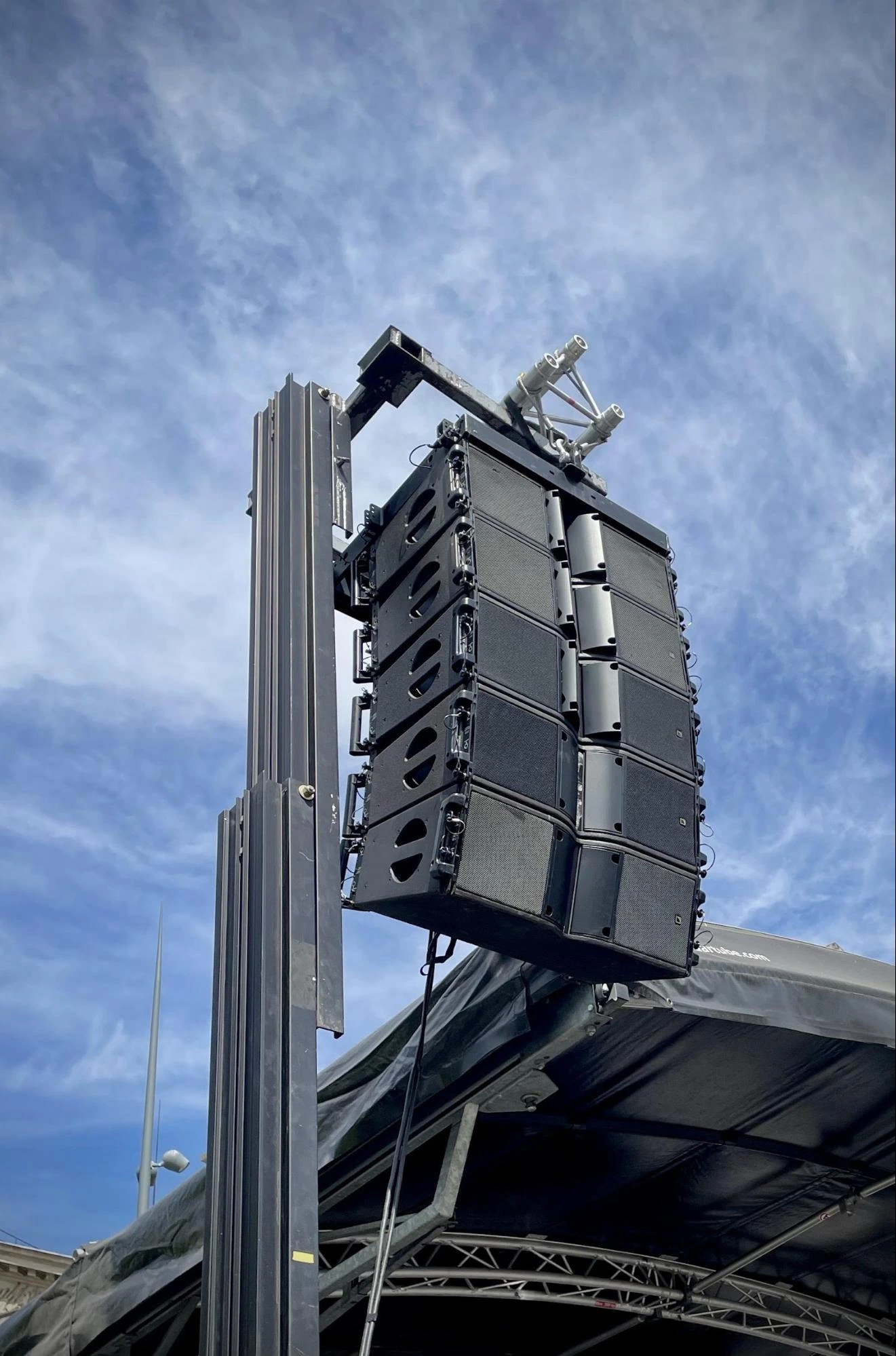 L-Acoustics KARA - Scène Extérieure Orléans